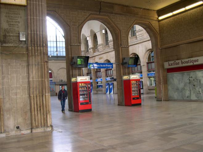  Hall de la gare de l'est